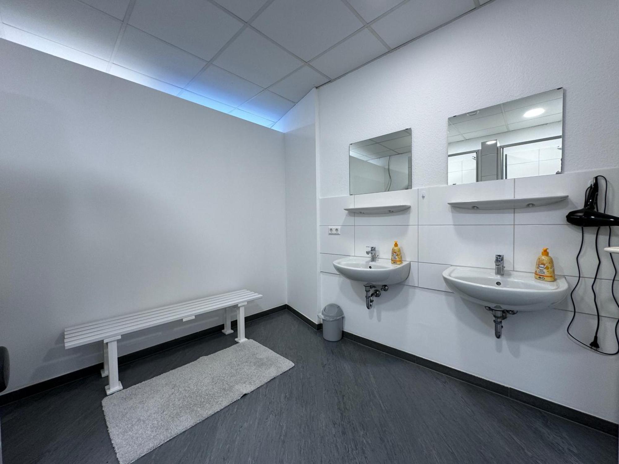Thuja Apartments Karlsruhe-Neureut By Kurzzeit 外观 照片